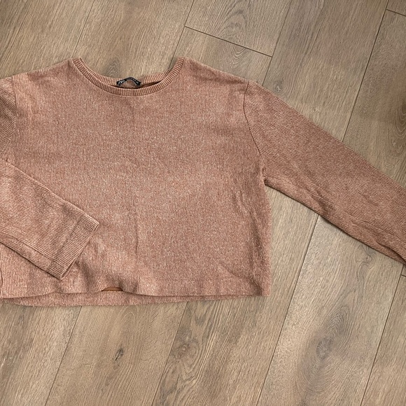 Zara Women's Sweater - Picture 1 of 4